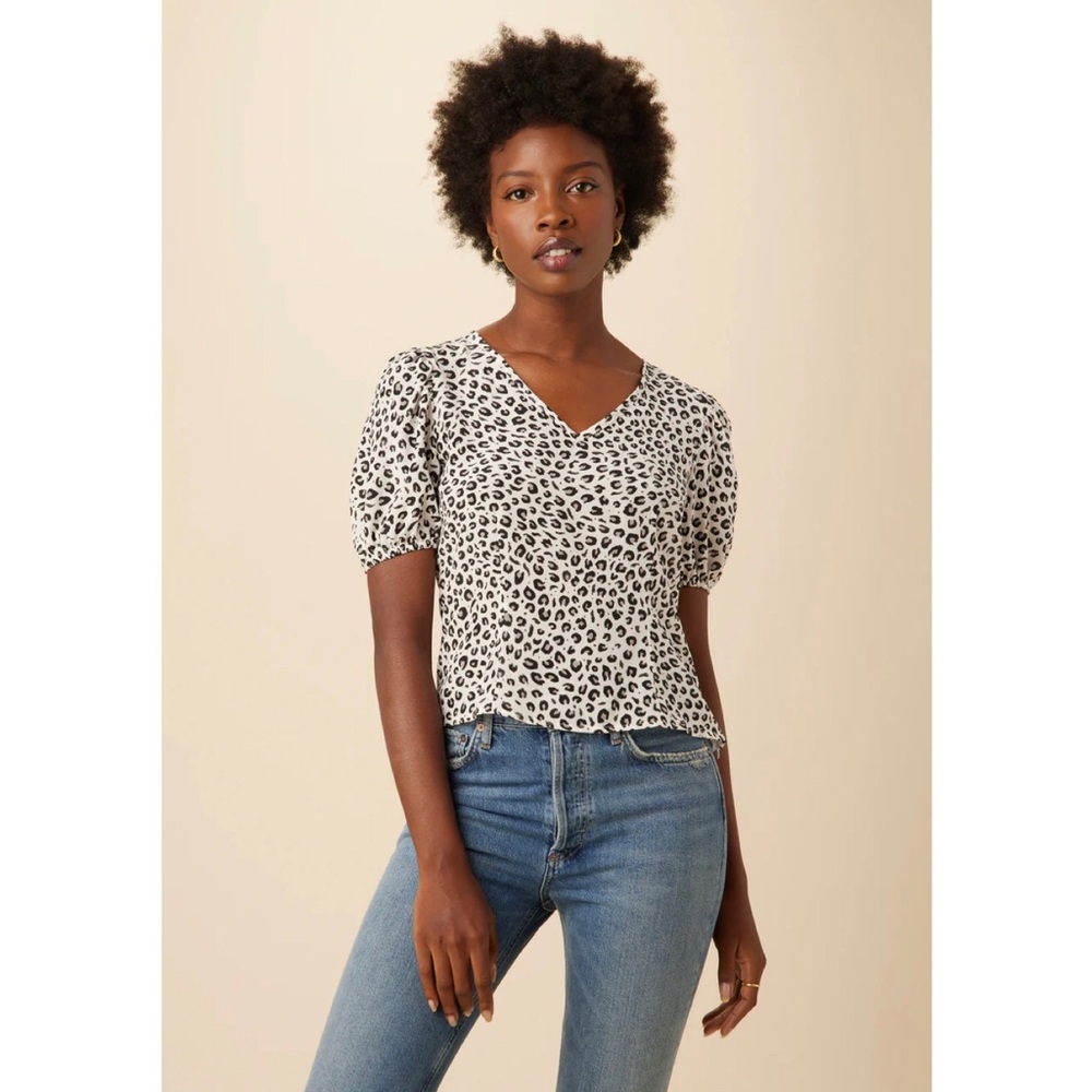 Amour Vert Juliana 100% Silk Blouse Small Black White Leopard Print